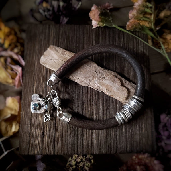 Tanzanite & Labradorite Sterling Silver Leather Bracelet | Oxidized Sterling Silver | Charm Bracelet
