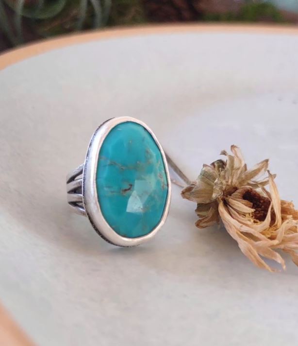 Rosecut Turquoise Side detail Ring